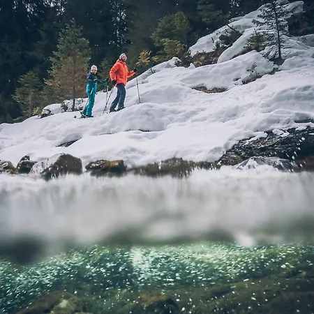 Gipfelblick- Tiroler Zugspitze Arena In *
